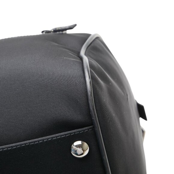 GUCCI Black Leather Shoulder Bag - Picture 7 of 16